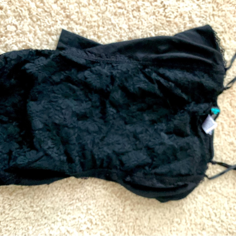 Weavers Black Lace Cami size L